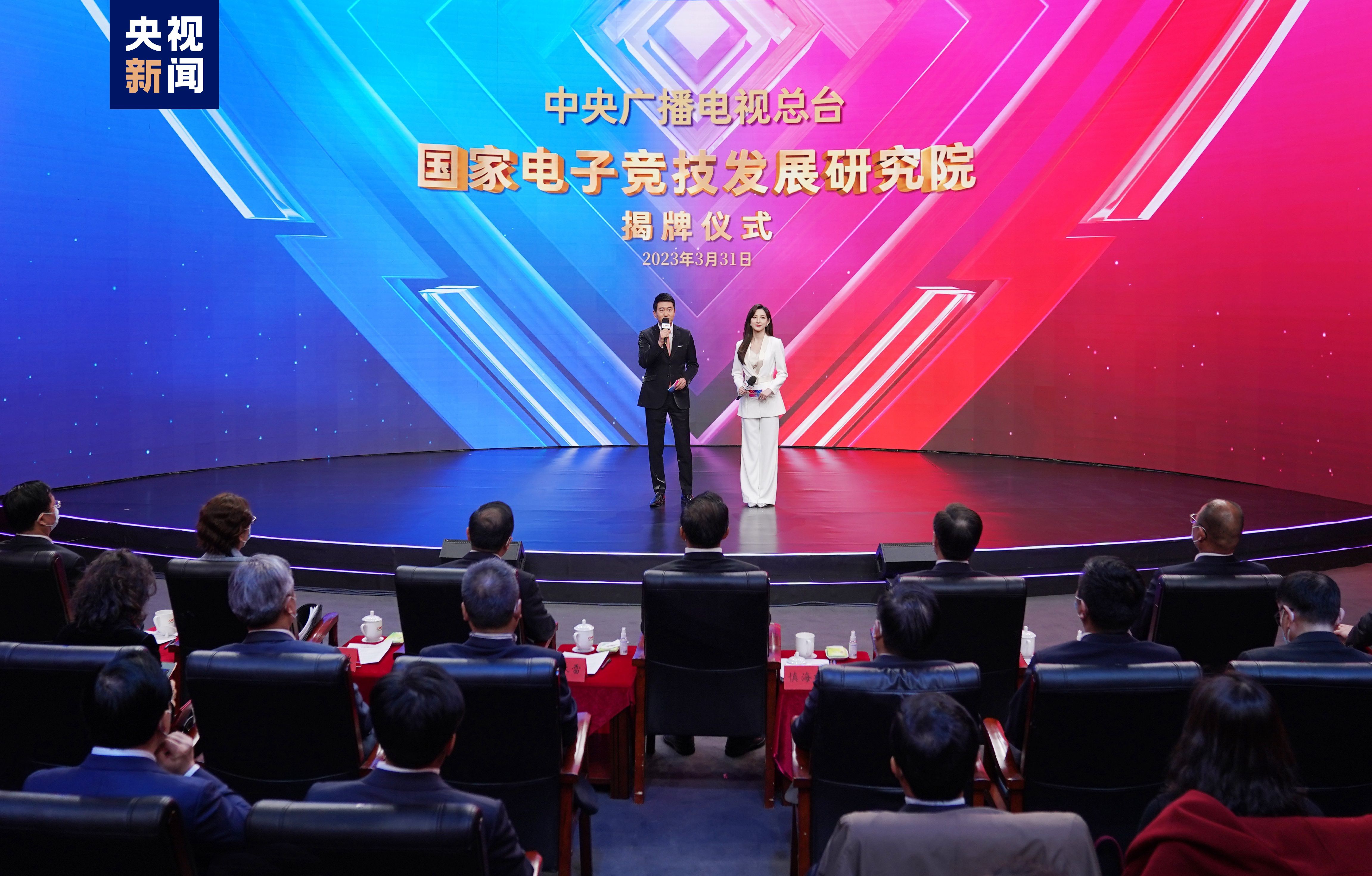 <strong>金年会：忽然一周｜ 44款婴配粉、3款特医配食品获批；和氏美贝嘉率先转换“全羊”配方；美赞臣捐赠万罐保障上海奶粉供应</strong>